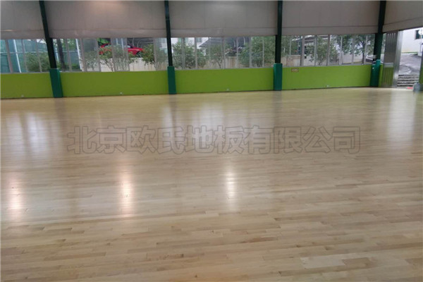 運(yùn)動木地板
